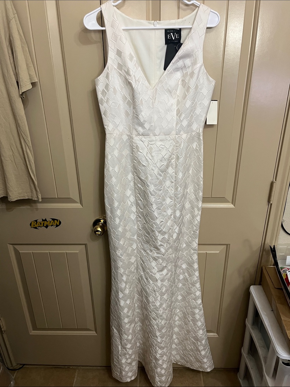 Black Halo White Textured Maxi Dress